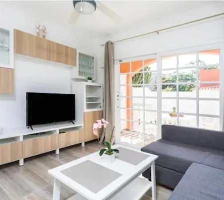 Apartment Gustamar 11 *